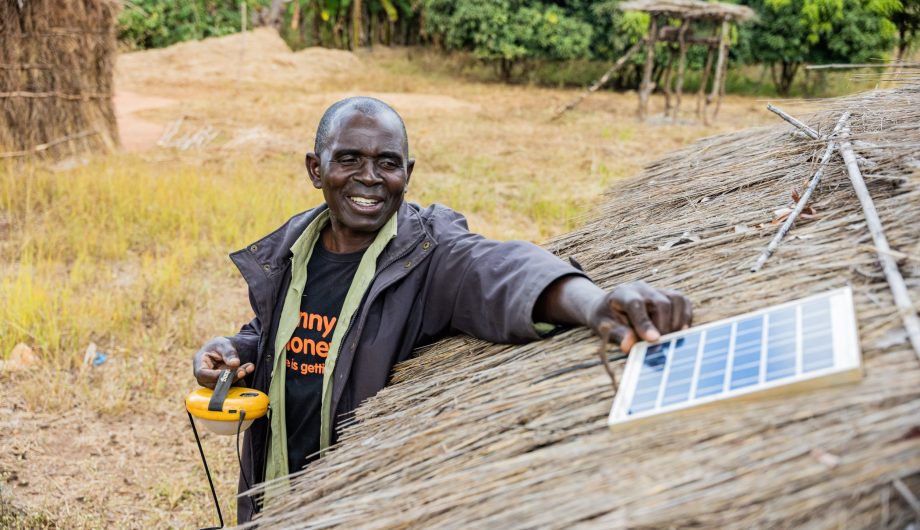 Penny places his solar light on the roof to charge
